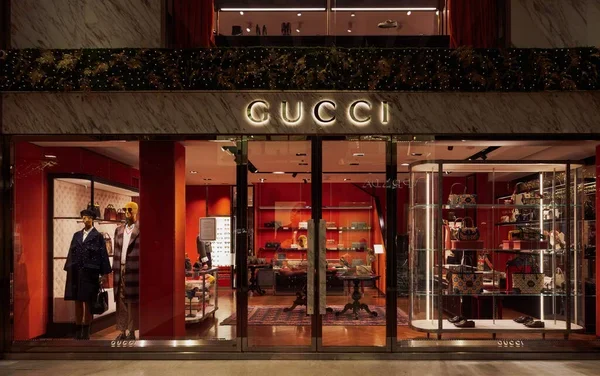 Brand Gucci: Simbol Kemewahan, Inovasi, Dan Warisan Mode