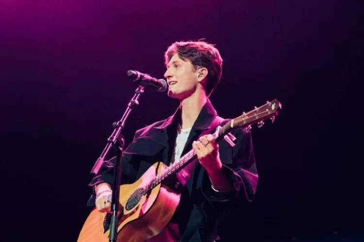 Henry Moodie Sukses Gelar Konser Gratis Di Jakarta, Ini Faktanya!