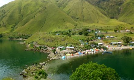 Pantai Paropo Silalahi Tempat Terbaik Menikmati Alam Toba!